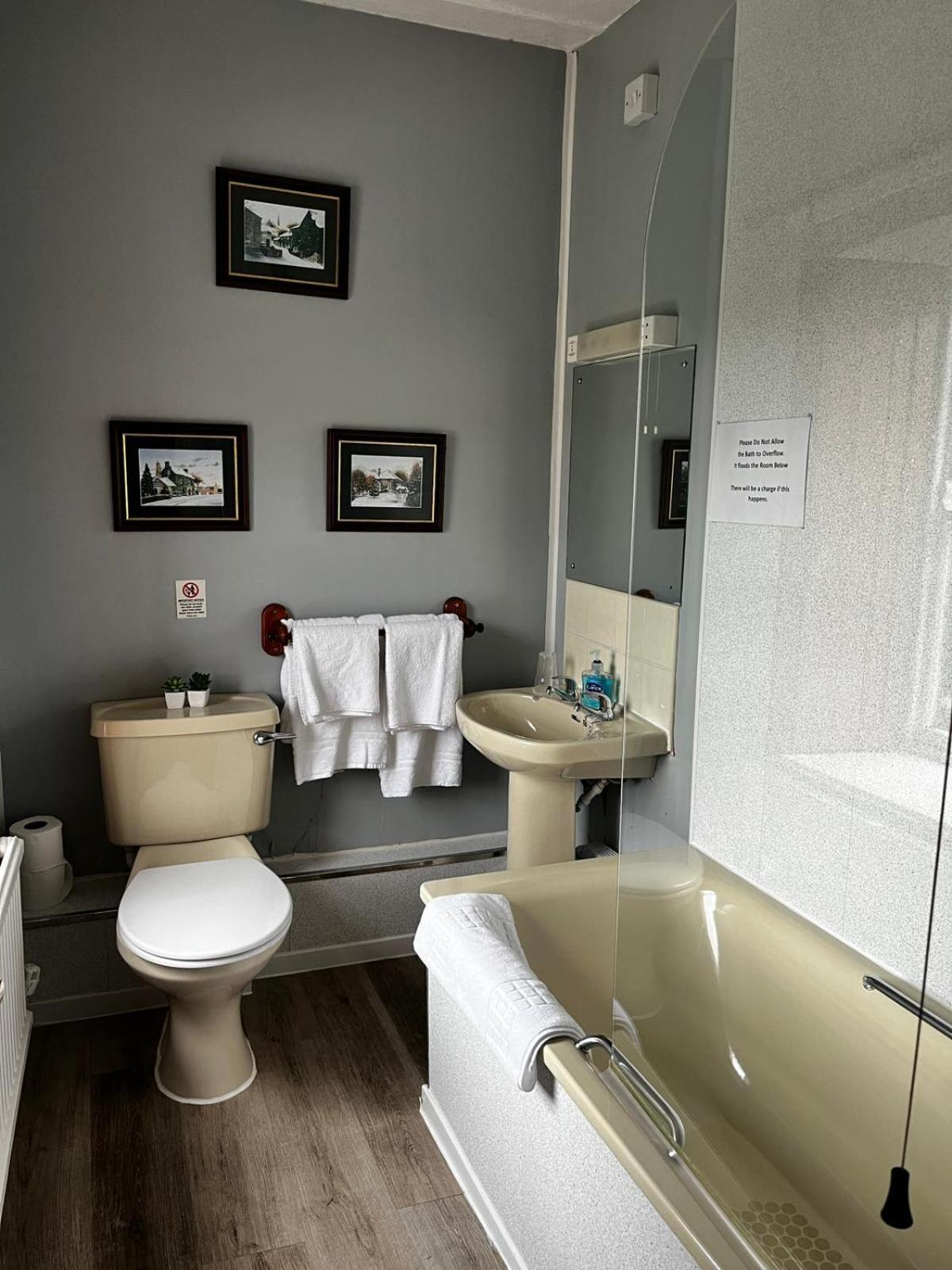 Black Bull Hotel Ріт Екстер'єр фото