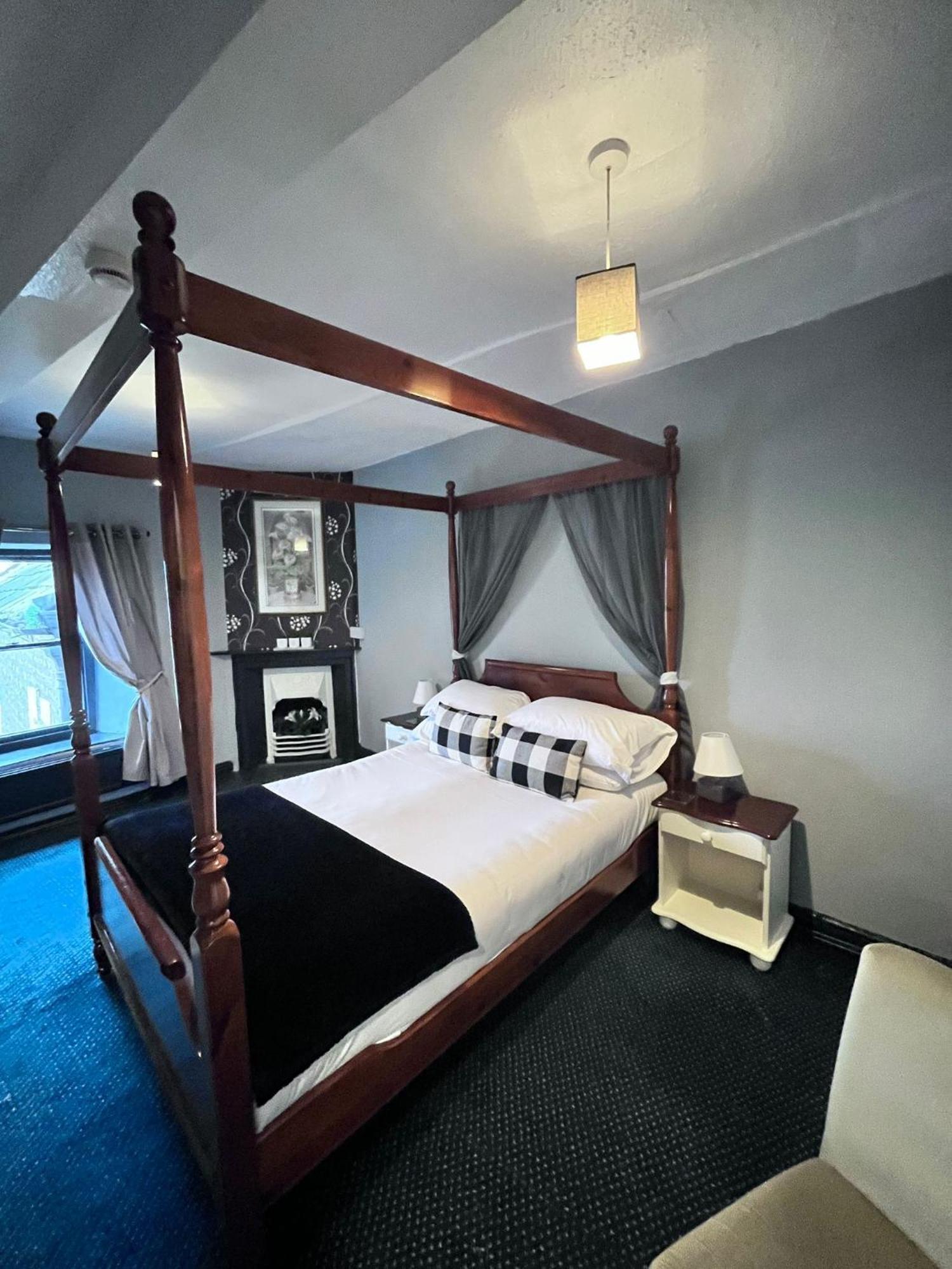 Black Bull Hotel Ріт Екстер'єр фото